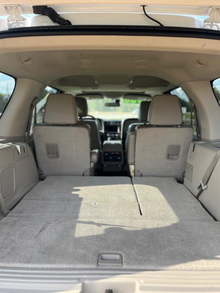2016 Lincoln Navigator Select - Photo 9